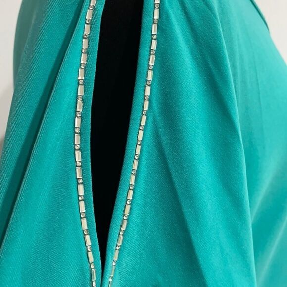 𝅺blossom By P Embellished Cold Shoulder Tunic Sz L - Picture 9 of 11